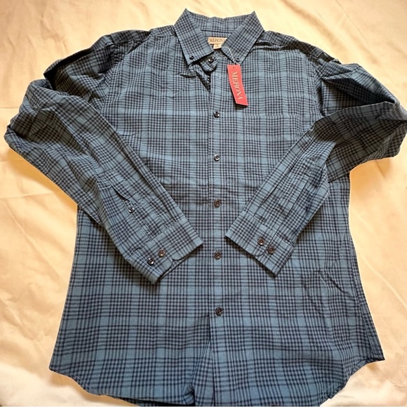 NWT Merona Button Down - Picture 3 of 3